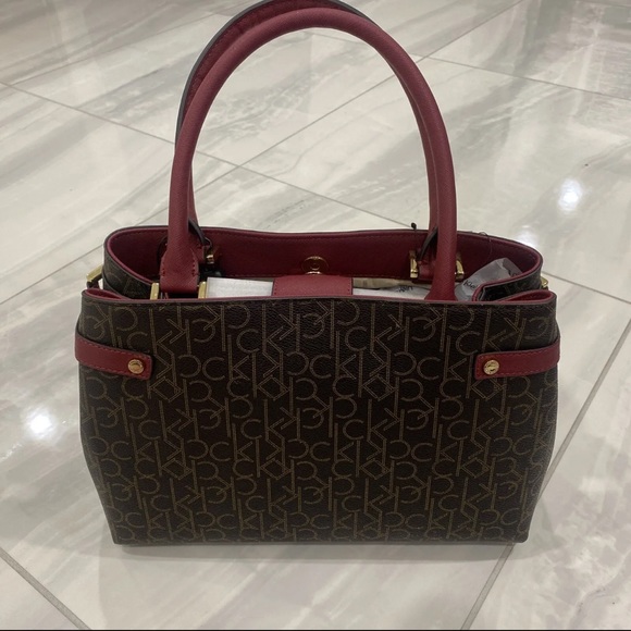 NWT Calvin Klein Purse - Picture 2 of 3